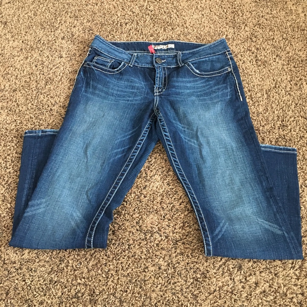 BKE Culture Jeans SZ 33x29 1/2